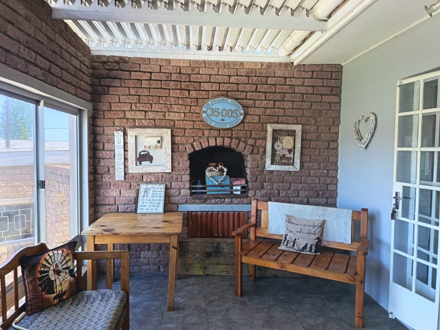 4 Bedroom Property for Sale in Vanes Estate Eastern Cape